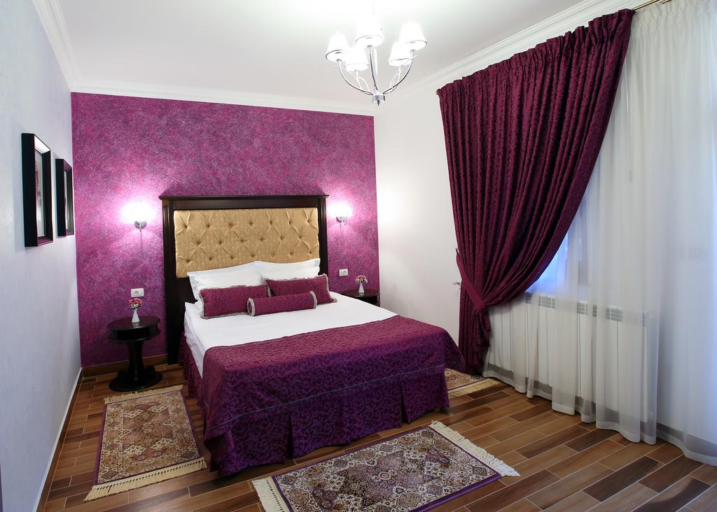 Hotel Galany Rădăuţi Kamer foto